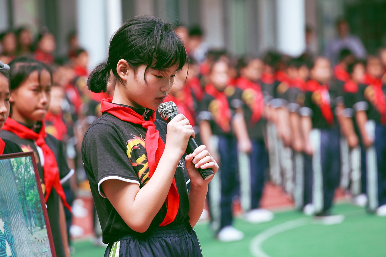 珠海小学校服购买指南，最新最全解决方案